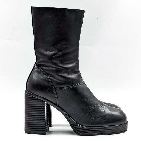 Arizona Jean Company Black Ankle Boots - Picture 9 of 11